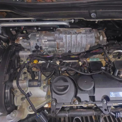 V40T5_with_SuperCharger